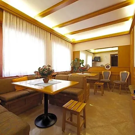 Hotel Punta Margherita 3*