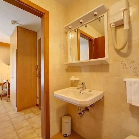 Hotel Punta Margherita 3*