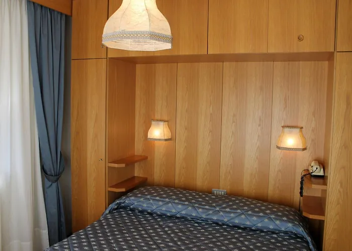 Hotel Punta Margherita 3*